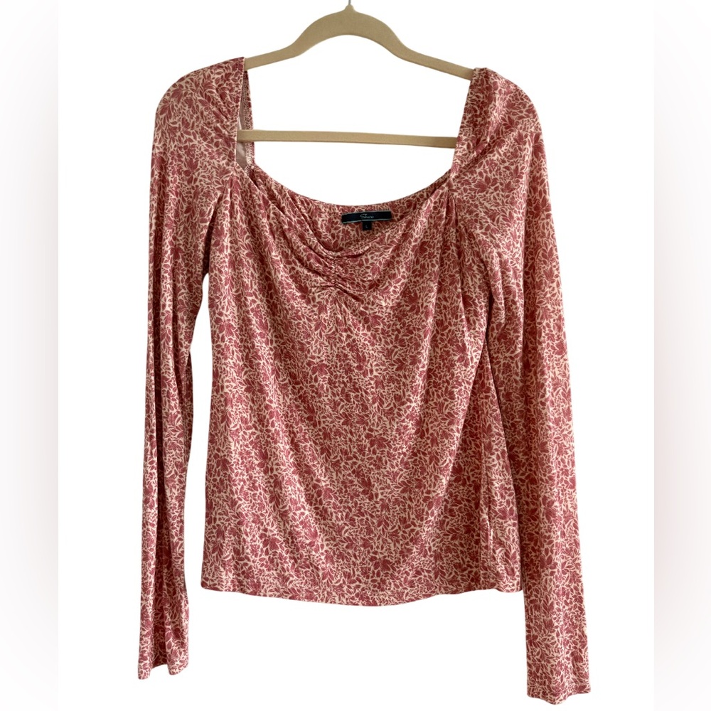 Shore Floral Sweetheart Neck Long Sleeve Top